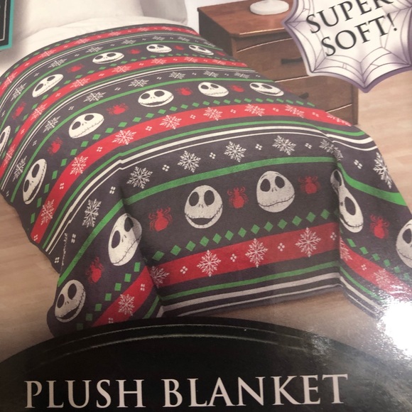 πHOST PICKπPlush Blanket. NWT - Picture 11 of 12